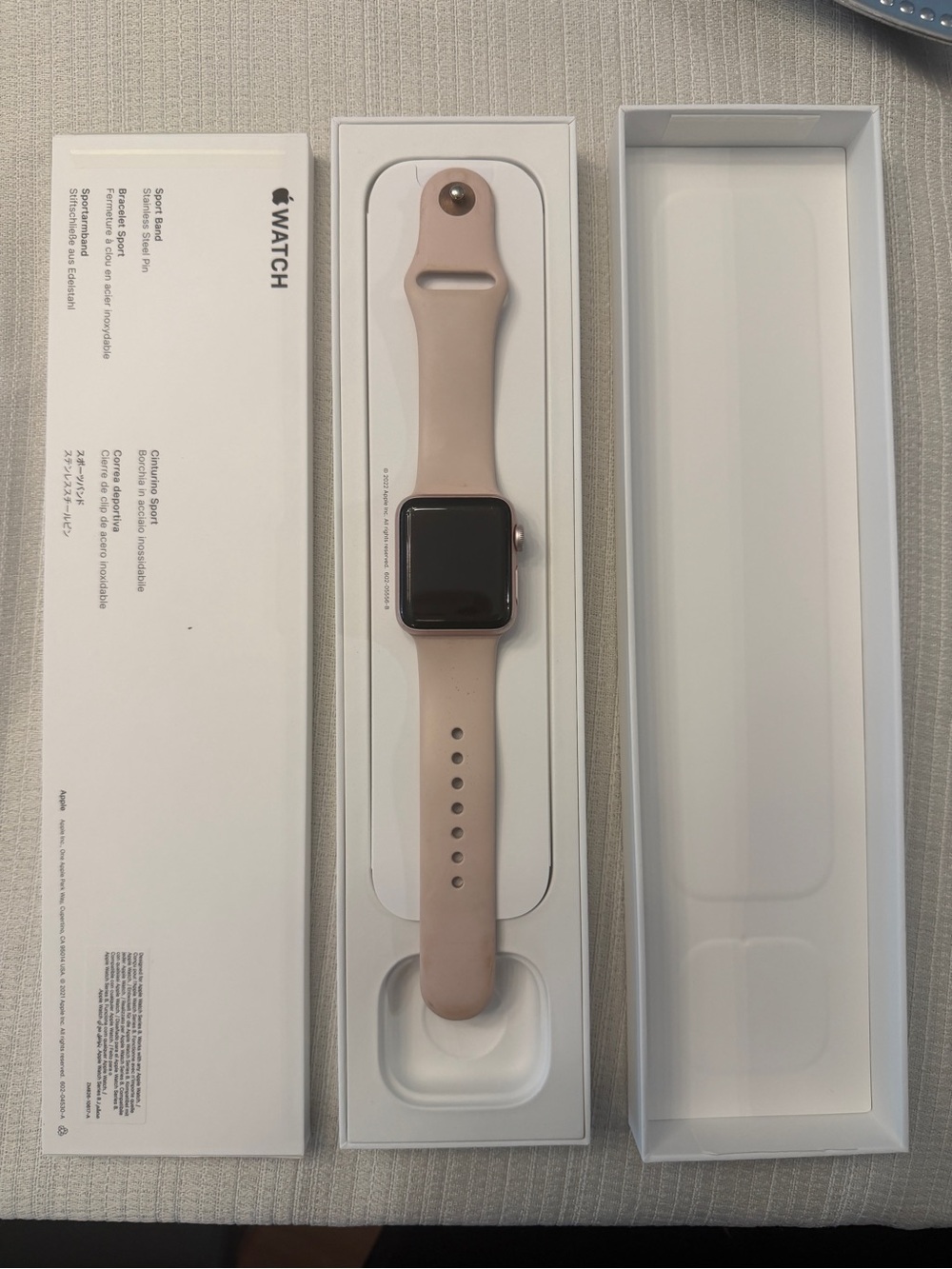 Apple Watch Series 2, 38 MM Pink Sport Band